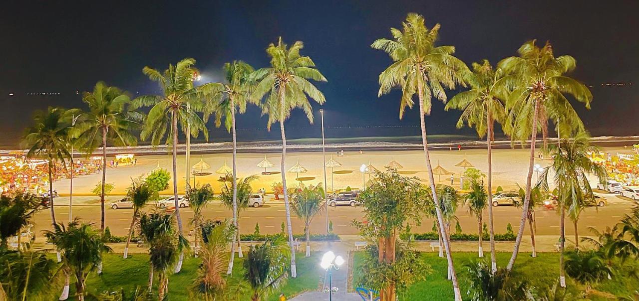 Y Linh Hotel Куинён Экстерьер фото